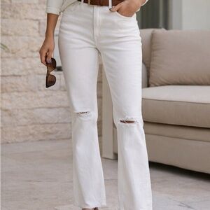 Express: White Distressed Jeans